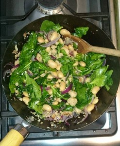 Sausage, spinach and butterbean stir fry Pic